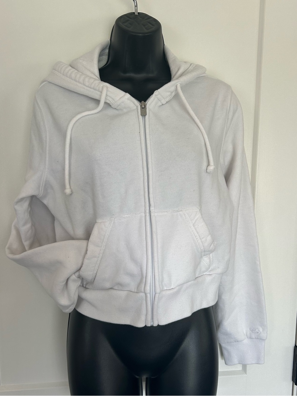 Hollister White Cropped Full-Zip Hoodie